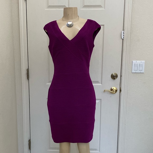 “AMERICAN GIRL” 💜 Super Sexy & Chic Purple Dress - Picture 9 of 16
